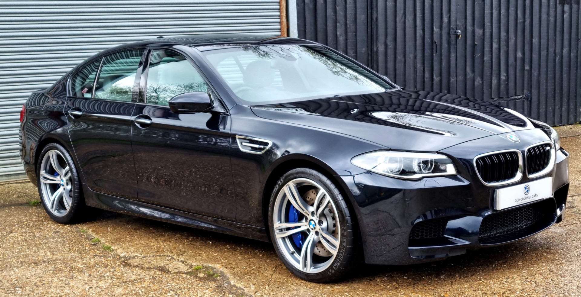 BMW F10 M5 LCI - 4.4 TWIN TURBO V8 - 7 SPEED DCT - Old Colonel Cars - Old  Colonel Cars